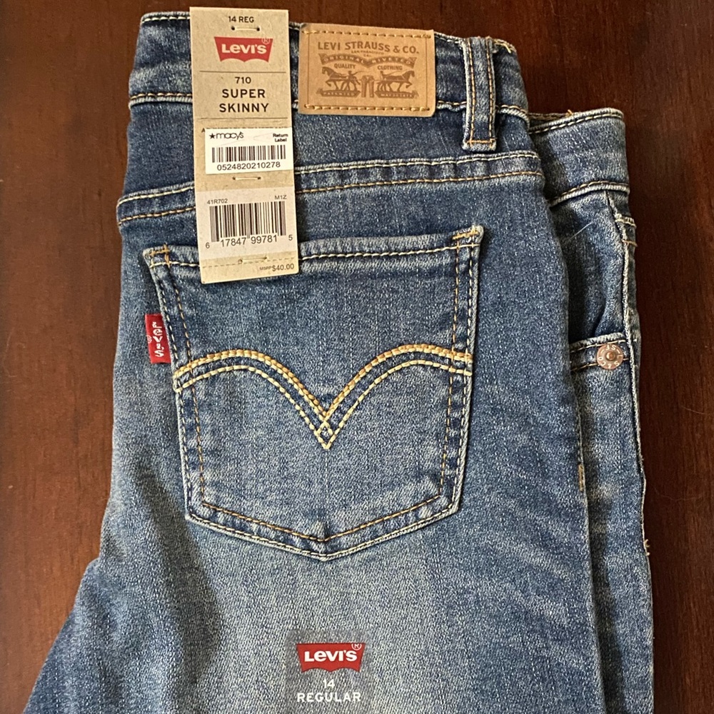 Girls Levi’s Skinny Jeans - Sz 14 a NWT